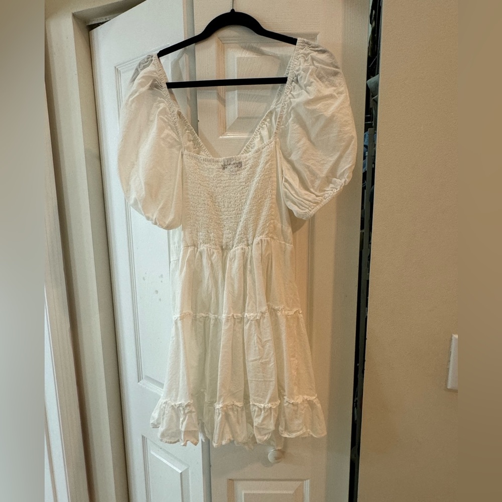FUN WHITE DRESS - Picture 3 of 3